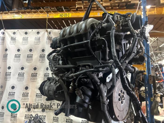 Engine Volkswagen Golf V 2.0 FSI 16V - 033547 AXW