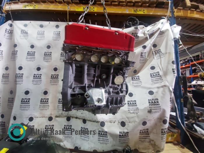Engine from a Honda S2000 (AP1) 2.0 16V VTEC 2004