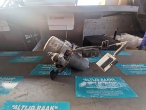 Used Vacuum pump (petrol) Volvo V70 (BW) 2.0 T 16V Price on request offered by "Altijd Raak" Penders
