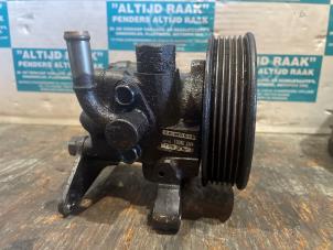 Used Power steering pump Ssang Yong Musso 2.9 D Price on request offered by "Altijd Raak" Penders