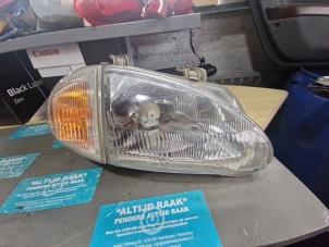 Używane Reflektor prawy Honda CRX Cena na żądanie oferowane przez "Altijd Raak" Penders