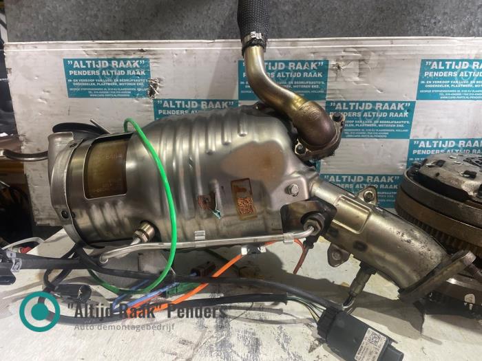 Used Particulate filter Landrover Velar Price on request offered by "Altijd Raak" Penders