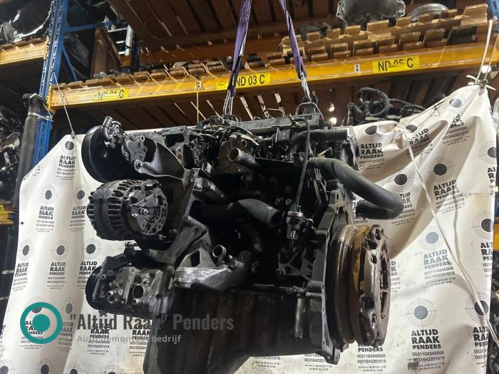 Used Dynamo Volkswagen Crafter 28/30/32/35 LWB Price on request offered by "Altijd Raak" Penders