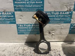 Used Connecting rod Volvo V40 Price on request offered by "Altijd Raak" Penders
