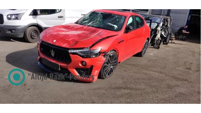 Używane Silnik Maserati Levante 3.0 S Biturbo V6 24V Cena na żądanie oferowane przez "Altijd Raak" Penders