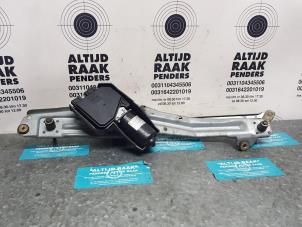 Used Wiper motor + mechanism Alfa Romeo GTV (916) 2.0 16V Twin Spark Price on request offered by "Altijd Raak" Penders