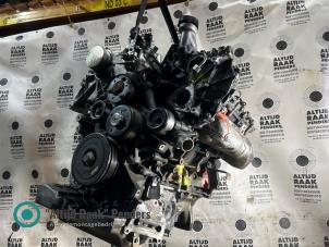 Engine from a Nissan Navara (D40) 3.0 dCi V6 24V DPF 4x4 2013