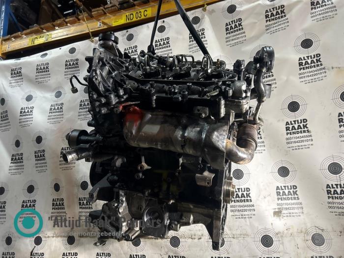 Gebrauchte Ölwanne Nissan Navara (D40) 3.0 dCi V6 24V DPF 4x4 Preis auf Anfrage angeboten von "Altijd Raak" Penders