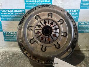 Used Dual mass flywheel Mercedes E (W210) 2.9 E-290 TDi Price on request offered by "Altijd Raak" Penders