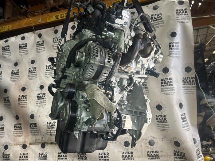 Couvercle de distribution d'un Jeep Renegade (BU) 1.3 GSE T 16V 2019