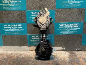 Used Belt tensioner multi Mini Mini (R56) 1.6 16V Cooper Price on request offered by "Altijd Raak" Penders