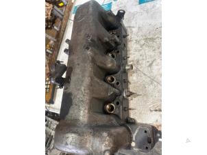 Used Cylinder head Mercedes T/TE/TD (S123) 240 TD Price on request offered by "Altijd Raak" Penders