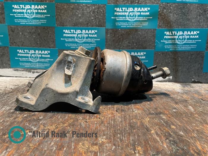 Engine mount Ford Ranger 3.2 TDCI 20V 200 4x2 EB3G6038FA EUR04