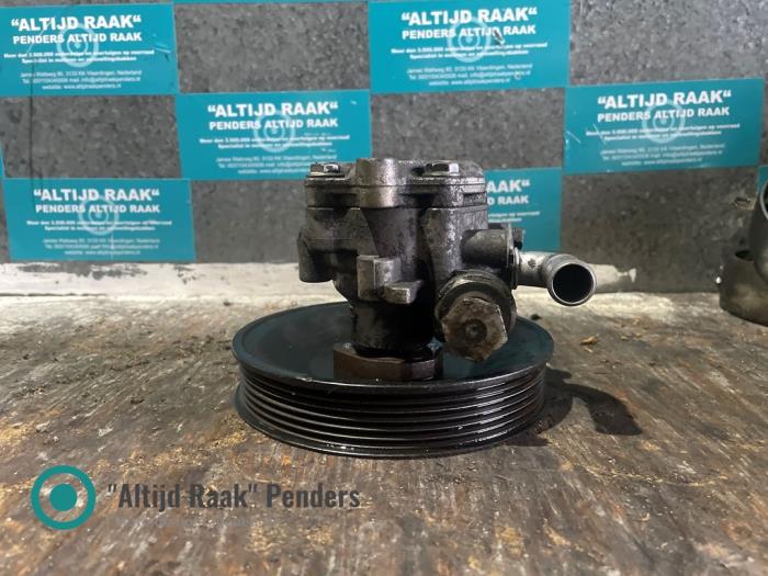 Usagé Pompe de direction Volkswagen Crafter 2.5 TDI 30/35/50 Prix sur demande proposé par "Altijd Raak" Penders