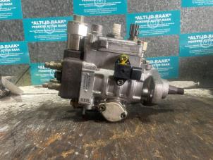 Used Mechanical fuel pump Opel Astra G (F70) 1.7 DTL Price on request offered by "Altijd Raak" Penders