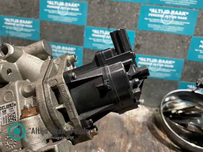 Usagé Valve RGE Jeep Grand Cherokee (WK/WK2) 3.0 CRD V6 24V Prix sur demande proposé par "Altijd Raak" Penders