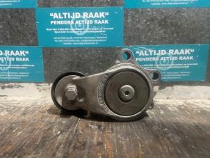 Used Belt tensioner multi Jeep Grand Cherokee (WK/WK2) 3.0 CRD V6 24V Price on request offered by "Altijd Raak" Penders