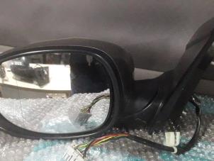 Used Wing mirror, left Honda Civic (FK/FN) Price on request offered by "Altijd Raak" Penders
