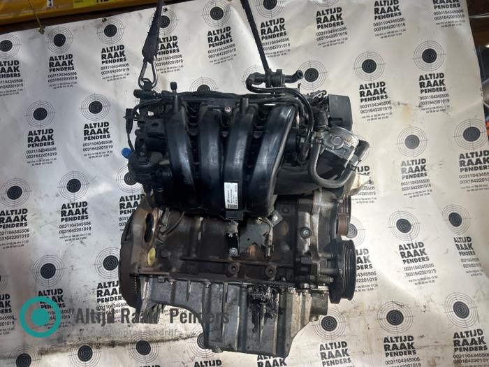 Motor van een Daewoo Cruze 1.8 16V VVT Bifuel 2011