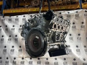 Used Throttle body Mercedes GL (X164) 5.5 GL 500 V8 32V Price on request offered by "Altijd Raak" Penders