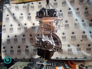 Engine from a BMW X3 (F25) sDrive 28i 2.0 16V Twin Power Turbo 2015