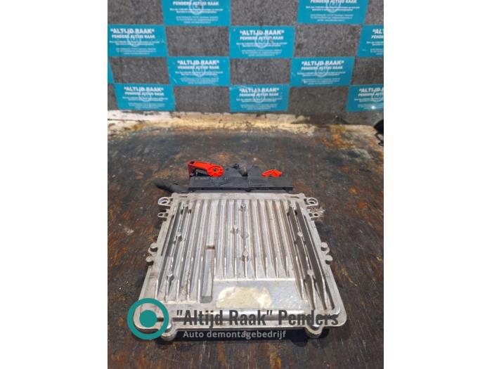 Used Injection computer Mercedes E-Klasse Price on request offered by "Altijd Raak" Penders