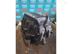 Used Intake manifold BMW 6-Serie Price on request offered by "Altijd Raak" Penders
