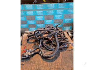 Used Wiring harness Hummer H3 Price on request offered by "Altijd Raak" Penders