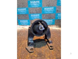 Used Engine mount Hummer H3 Price on request offered by "Altijd Raak" Penders