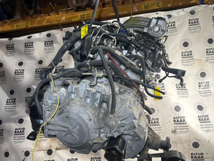 Engine from a Alfa Romeo Spider (939) 3.2 JTS V6 24V Q4 2007