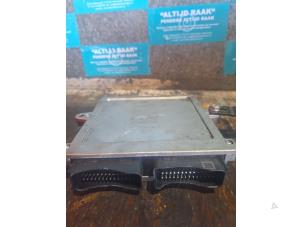 Used Bearing carrier, rear right Volvo V70 (SW) Price on request offered by "Altijd Raak" Penders