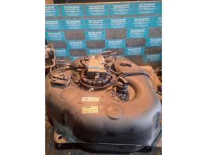 Gebrauchte Adblue Tank Mercedes E (W212) E-350 CDI BlueTEC 3.0 V6 24V 4-Matic Preis auf Anfrage angeboten von "Altijd Raak" Penders
