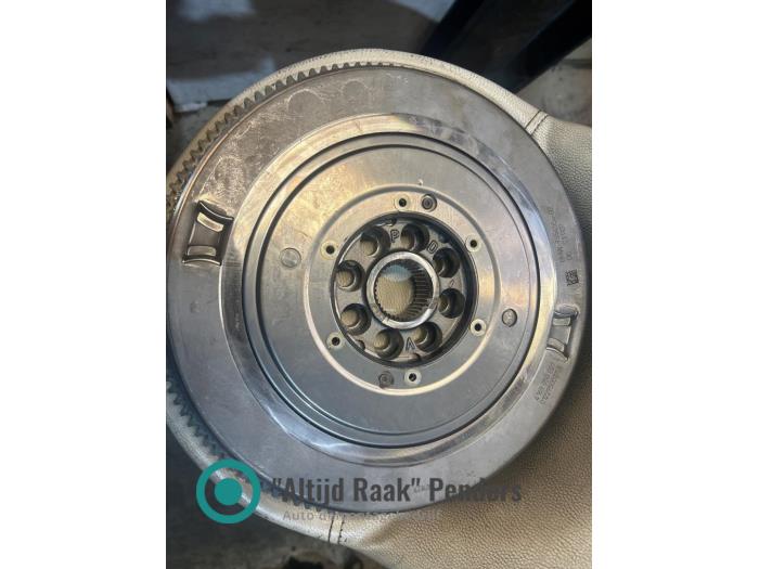 Gebrauchte Schwungrad BMW 3 serie (G20) 320e 2.0 TwinPower Turbo 16V Preis auf Anfrage angeboten von "Altijd Raak" Penders