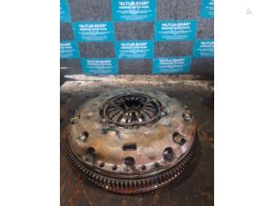 Used Dual mass flywheel Volkswagen Passat (362) 2.0 TDI 16V 140 4Motion Price on request offered by "Altijd Raak" Penders