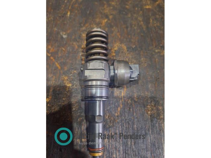 Einspritzdüse (Diesel) van een Volkswagen Transporter/Caravelle T5 2.5 TDi 2006