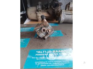 Used High pressure pump Opel Zafira (M75) 2.2 16V Direct Ecotec Price on request offered by "Altijd Raak" Penders