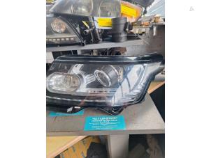 Used Headlight, left Landrover Range Rover Evoque (LVJ/LVS) Price on request offered by "Altijd Raak" Penders