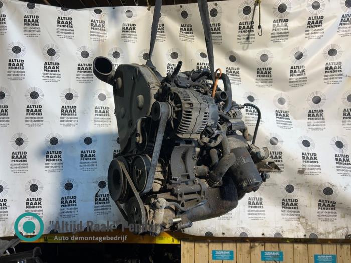 Engine Volkswagen Caddy II 1.9 SDI - 142970 AEY
