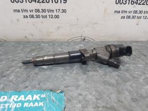 Used Injector (diesel) Renault Master III (FD/HD) 2.5 dCi 120 FAP Price on request offered by "Altijd Raak" Penders