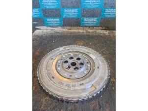 Used Flywheel Mercedes A (177.0) 1.3 A-250 e Turbo 16V Price on request offered by "Altijd Raak" Penders