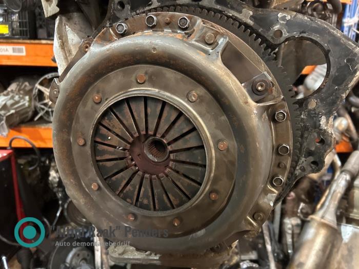 Gebrauchte Schwungrad Nissan Patrol GR (Y61) 3.0 GR Di Turbo 16V Preis auf Anfrage angeboten von "Altijd Raak" Penders