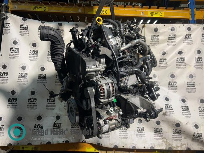 Used Engine Volkswagen Transporter T6 2.0 TDI 150 4Motion Price on request offered by "Altijd Raak" Penders