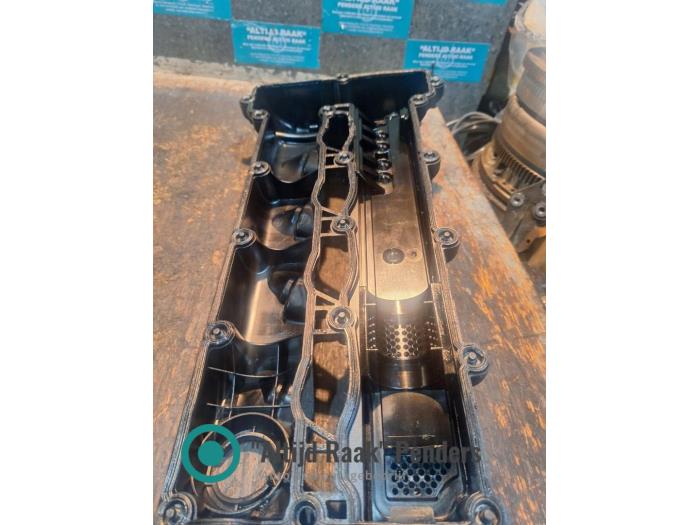 Gebrauchte Ventildeckel Mercedes Sprinter Preis auf Anfrage angeboten von "Altijd Raak" Penders