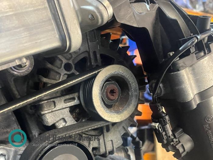 Begagnade Dynamo BMW 6 serie (F13) 640d 24V Pris på förfrågan erbjuds av "Altijd Raak" Penders