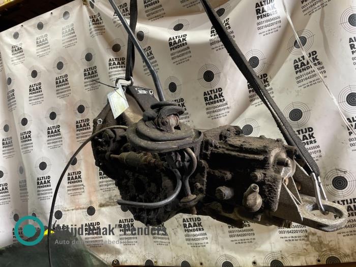 Usagé Boîte de vitesse Mercedes MB 100D (631/643) MB 100D Prix sur demande proposé par "Altijd Raak" Penders
