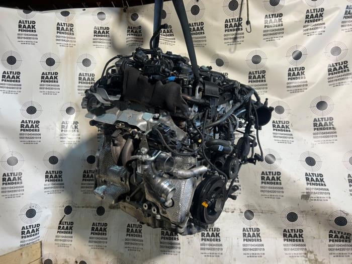Motor van een BMW 3 serie (G20) 320e 2.0 TwinPower Turbo 16V 2021