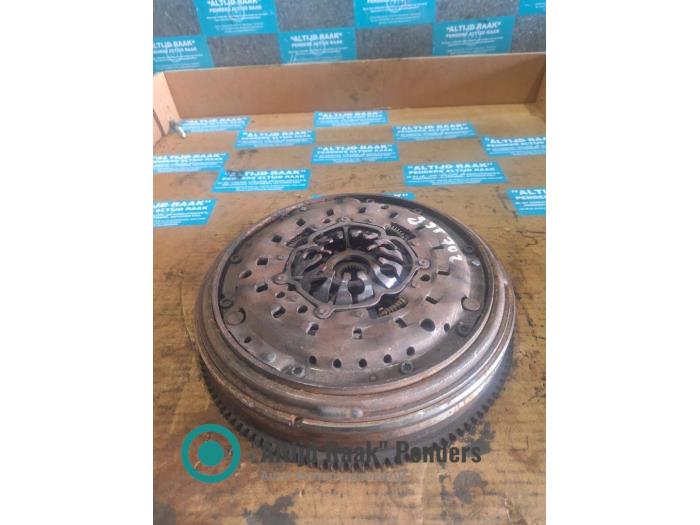 Used Flywheel Renault Laguna II Grandtour (KG) Price on request offered by "Altijd Raak" Penders