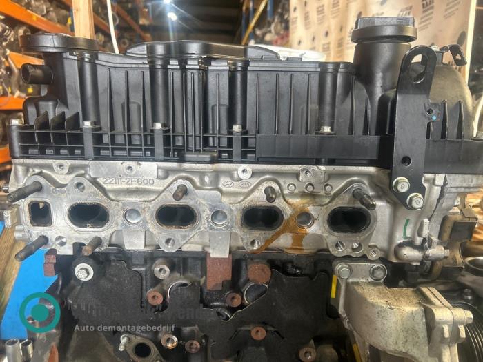 Begagnade Topplock Hyundai iX35 (LM) 2.0 CRDi 16V Pris på förfrågan erbjuds av "Altijd Raak" Penders