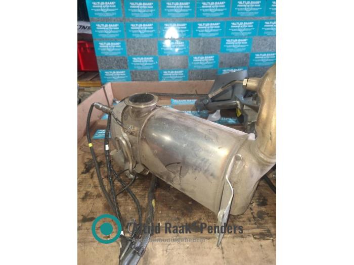 Used Front pipe + catalyst Volkswagen Polo V (6R) 1.6 TDI 16V 90 Price on request offered by "Altijd Raak" Penders