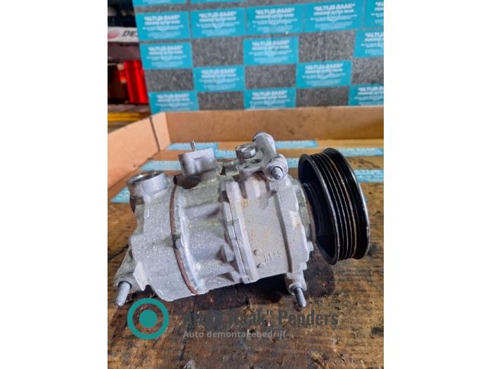 Usagé Pompe clim Volkswagen Golf VIII (CD1) Prix sur demande proposé par "Altijd Raak" Penders